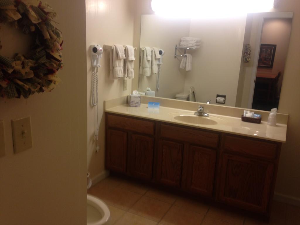 Hidden Valley Inn - Indiana Nashville Ruang foto